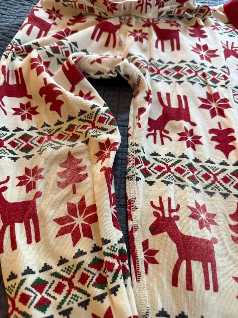 Hanna Andersson Red and Cream Reindeer Holiday Pajama Set